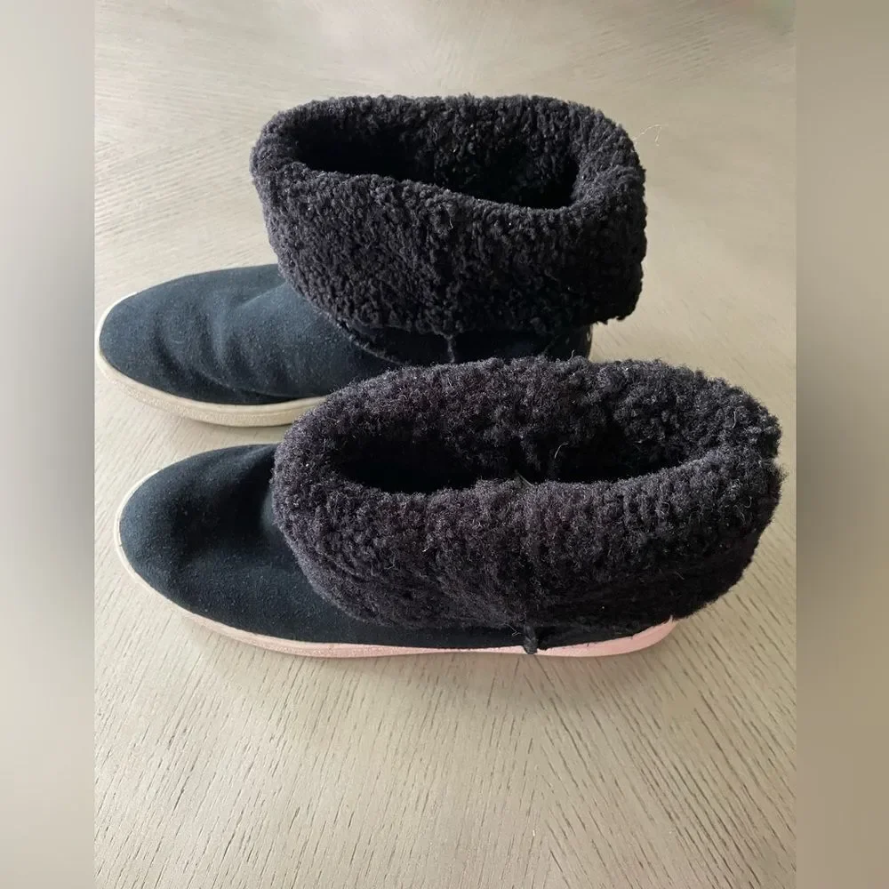 UGG Mika Sheepskin Classic Sneaker Boots Suede Faux Shearling Black Size 8